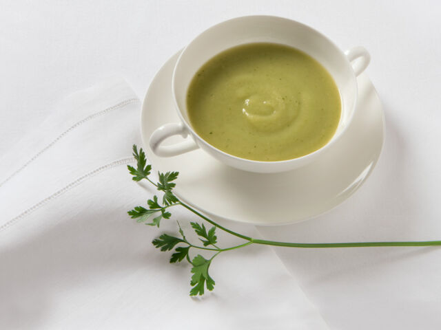 PETERSILIENSUPPE TURBO FÜR DIE ZELLERNEUERUNG - Gesundheitszentrum ...