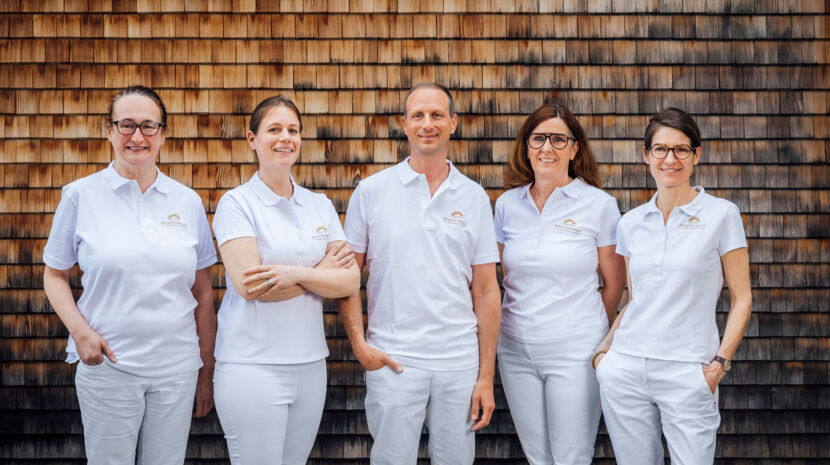 Ärzteteam_2023_2304_Rickatschwende_Druckdaten_Marina_Schedler_Photography_001 